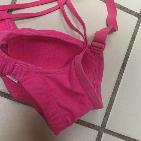 VS sports bra - Picture 4 of 5
